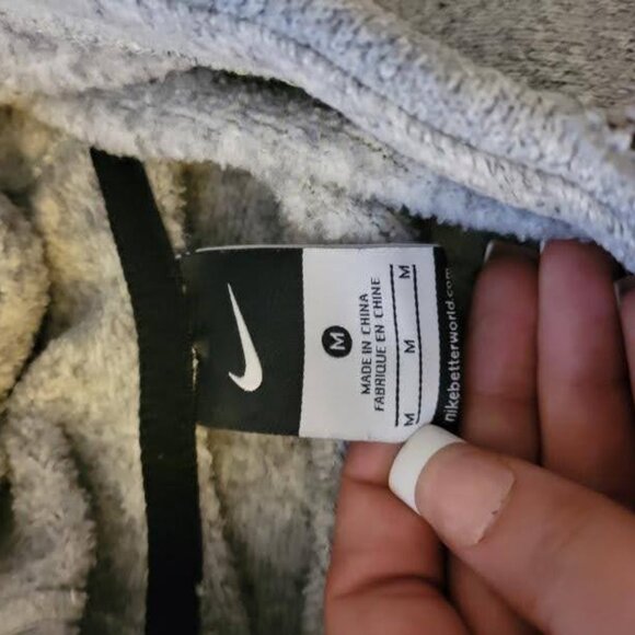 Nike Hoodie - Picture 6 of 6